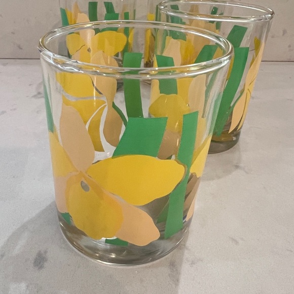 Vintage La Rue daffodil yellow and green lowball glasses set of 4 - Picture 3 of 10